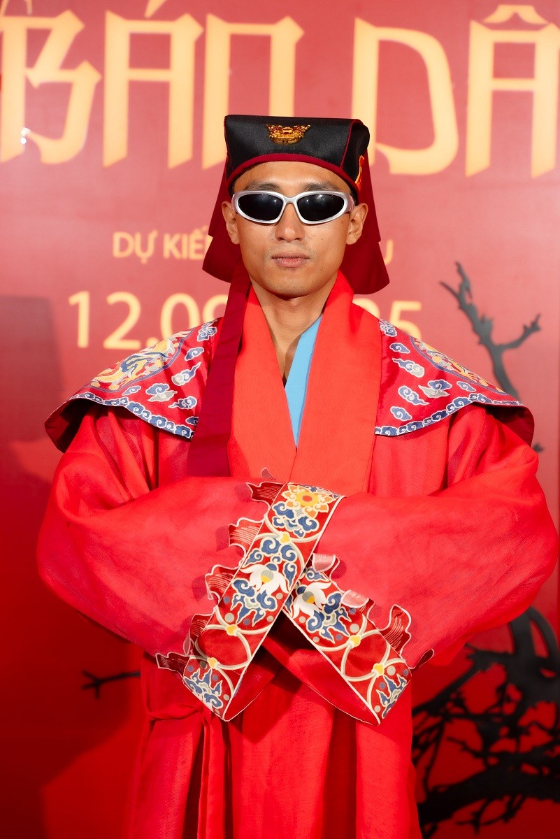 'Khế ước bán dâu' ra mắt hoành tráng bằng lễ rước dâu cổ trang có 'một không hai', gợi nhắc không khí tâm linh huyền bí