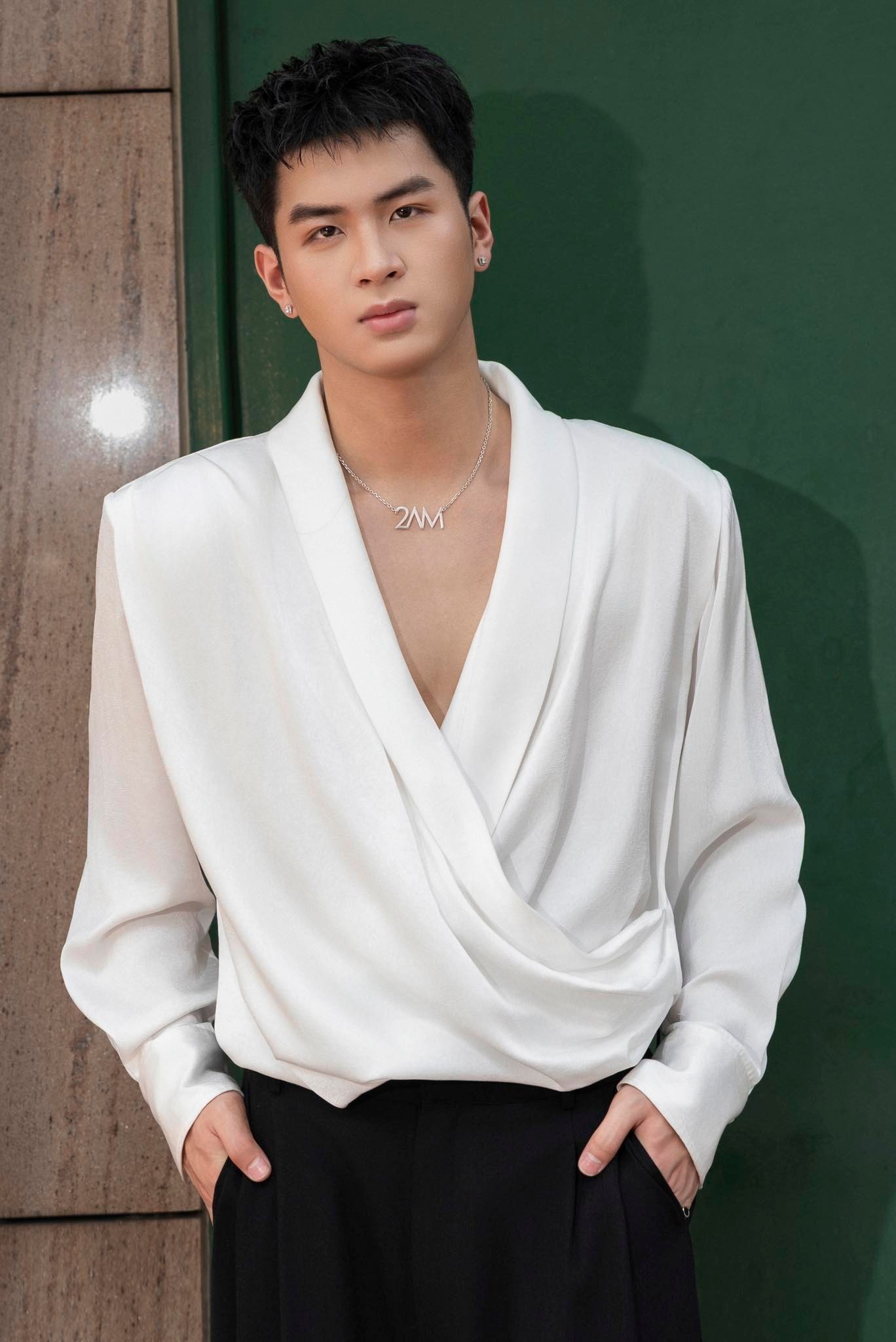 Chàng 'Hồng Hài Nhi' 90 giây: Diễn viên trẻ Hà Thành bất ngờ 'gây bão' mạng xã hội