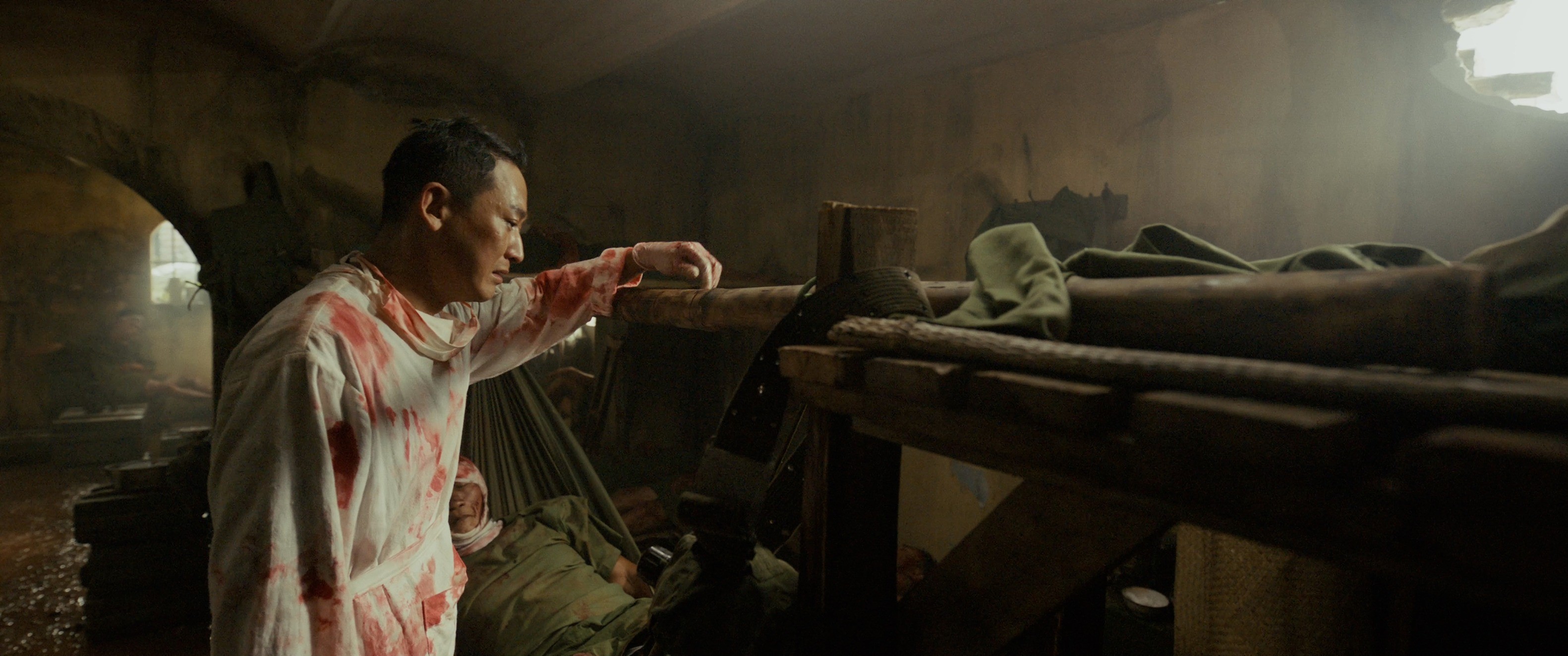 Sự thật về các cựu chiến binh tham gia phim 'Mưa đỏ' khiến khán giả vừa đau lòng lại cảm phục