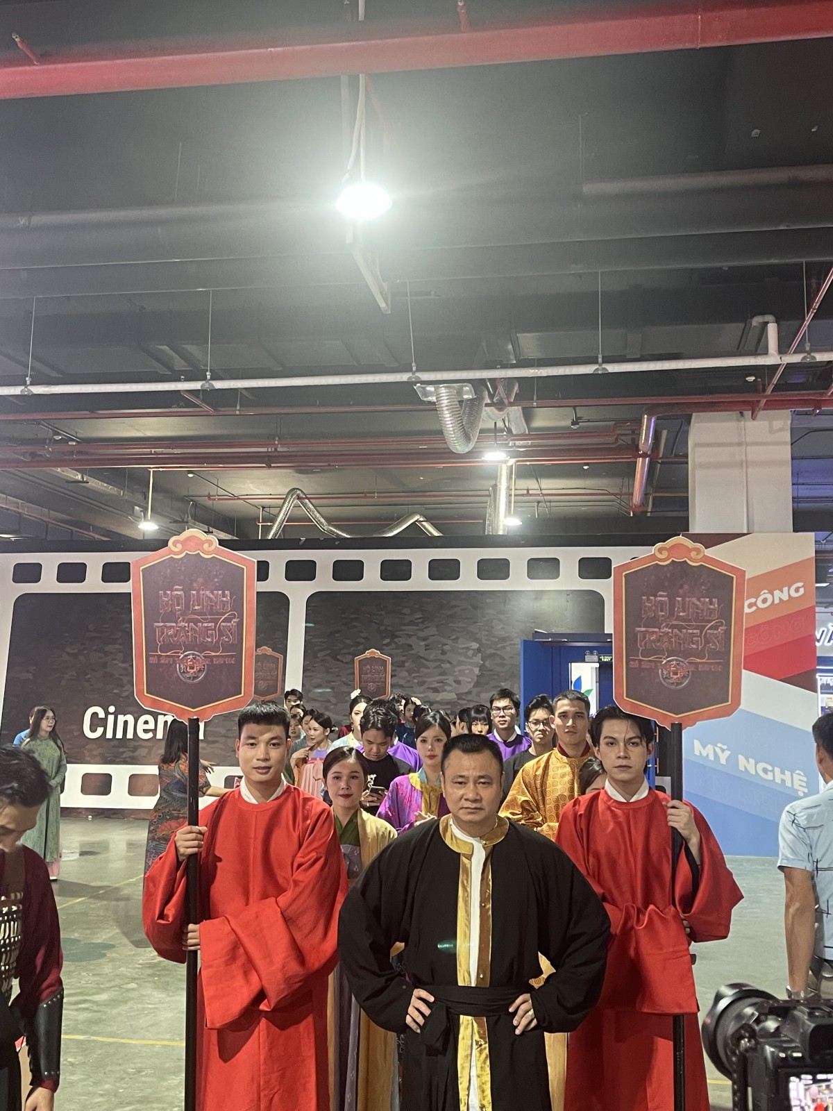 NSND Tự Long hé lộ vai diễn huyền bí trong 'Hộ linh tráng sĩ'