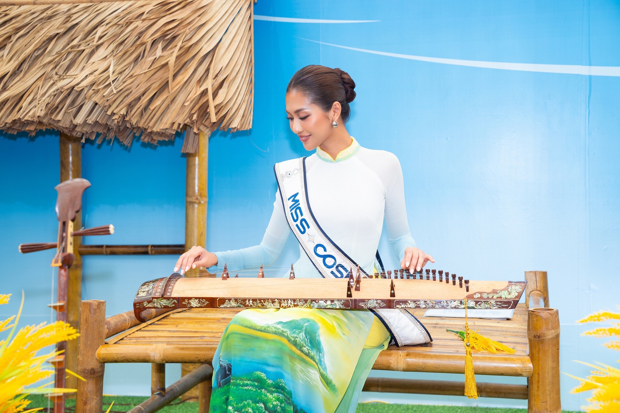 'Hoa hậu Phương Linh đảm nhận 2 danh hiệu Đại sứ tại triển lãm thành tựu '80 năm hành trình Độc lập - Tự do - Hạnh phúc'