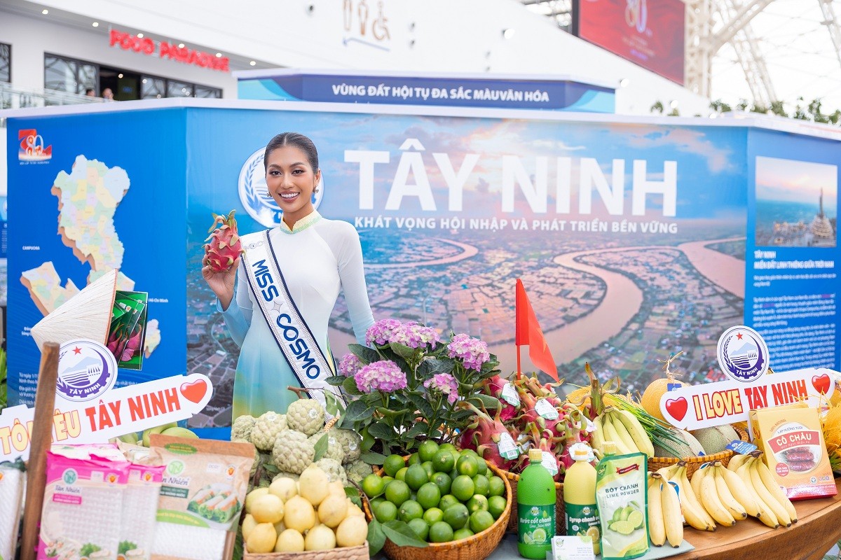 'Hoa hậu Phương Linh đảm nhận 2 danh hiệu Đại sứ tại triển lãm thành tựu '80 năm hành trình Độc lập - Tự do - Hạnh phúc'