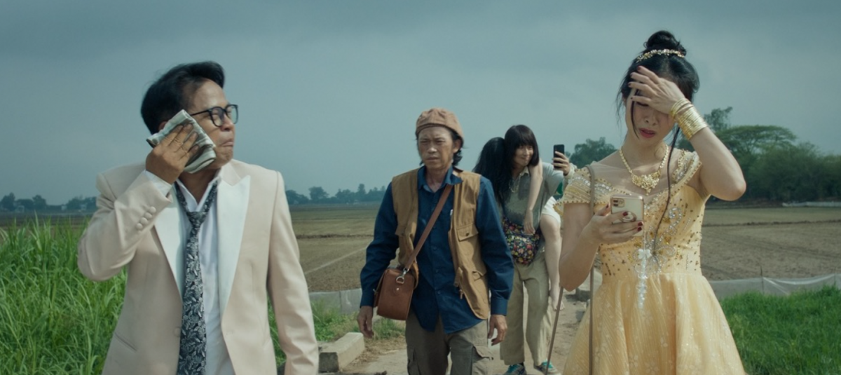 (Review) ‘Làm giàu với ma 2’: Hài hước vừa đủ, liệu có hay hơn phần 1?