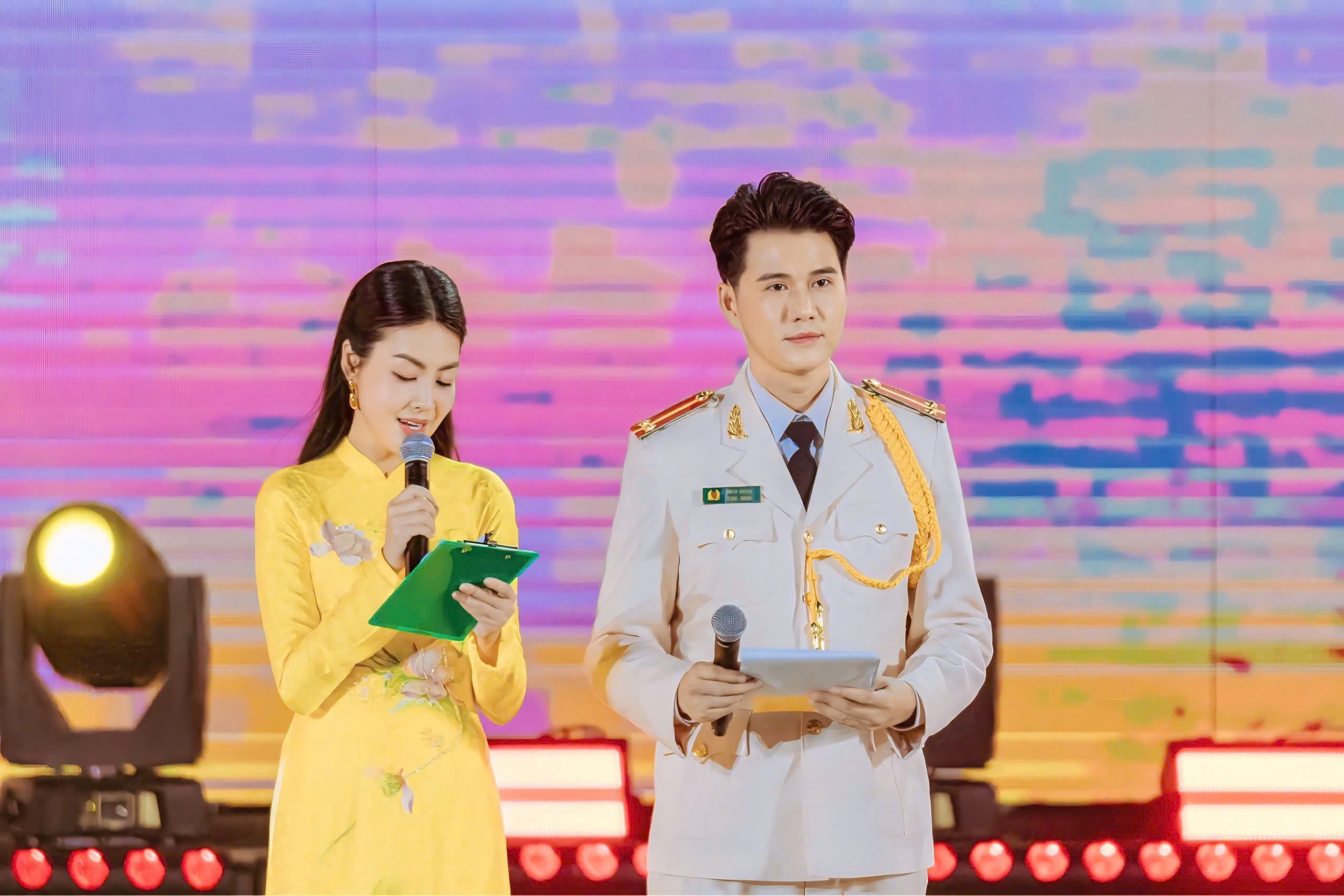 Nỗi niềm của Vũ Mạnh Cường khi dẫn dắt các chương trình Đại lễ 80 năm