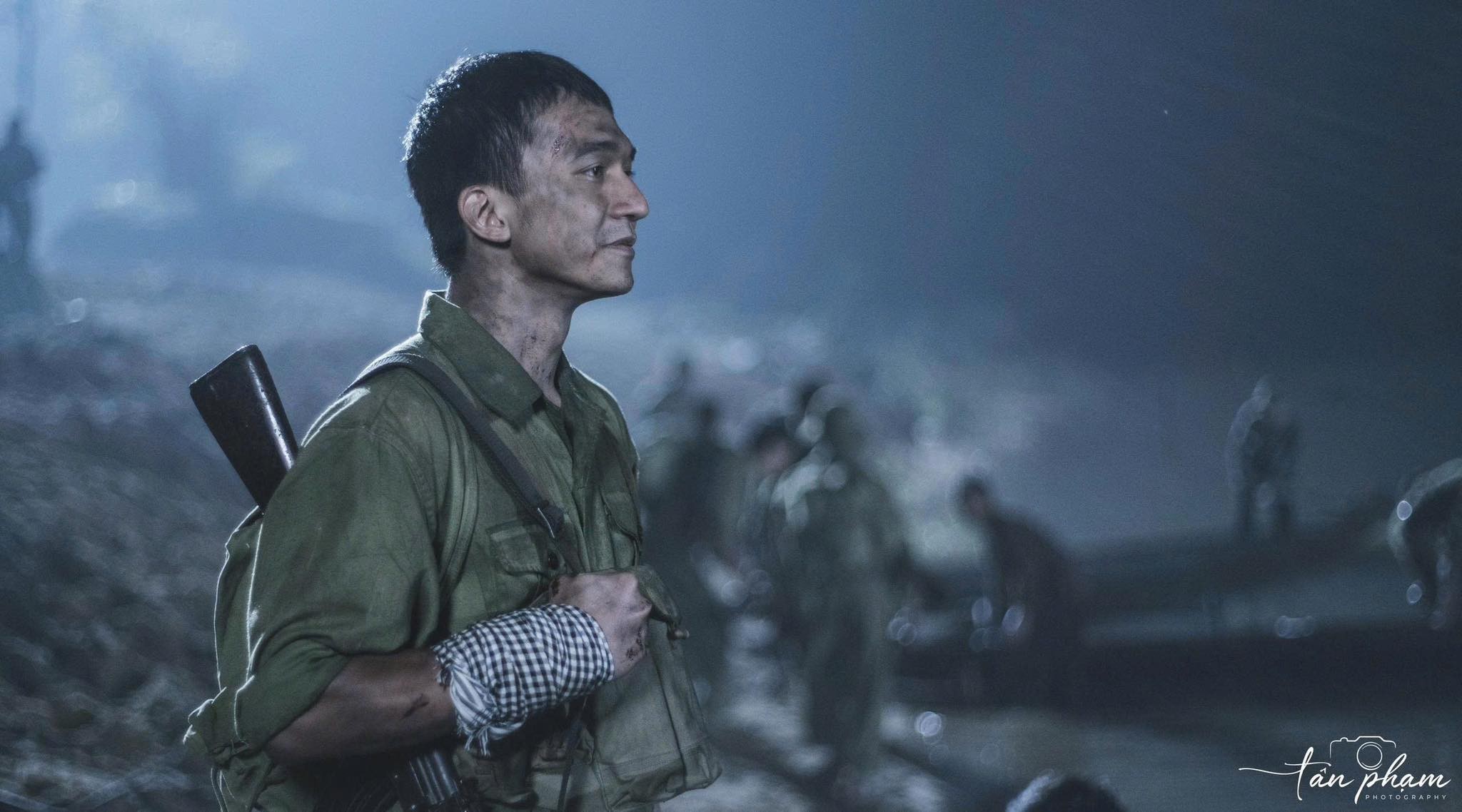 "Mưa đỏ": Cảnh quay tế nhị nhưng vô cùng đáng yêu của Hạ Anh và Đỗ Nhật Hoàng