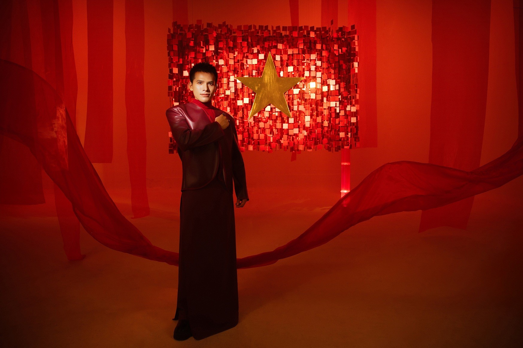 'Kiếp sau vẫn là người Việt Nam' ra phiên bản MV lyrics