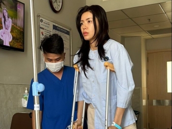 Ông xã Minh Tú ra sân bay đón vợ và đưa thẳng đến bệnh viện để cấp cứu