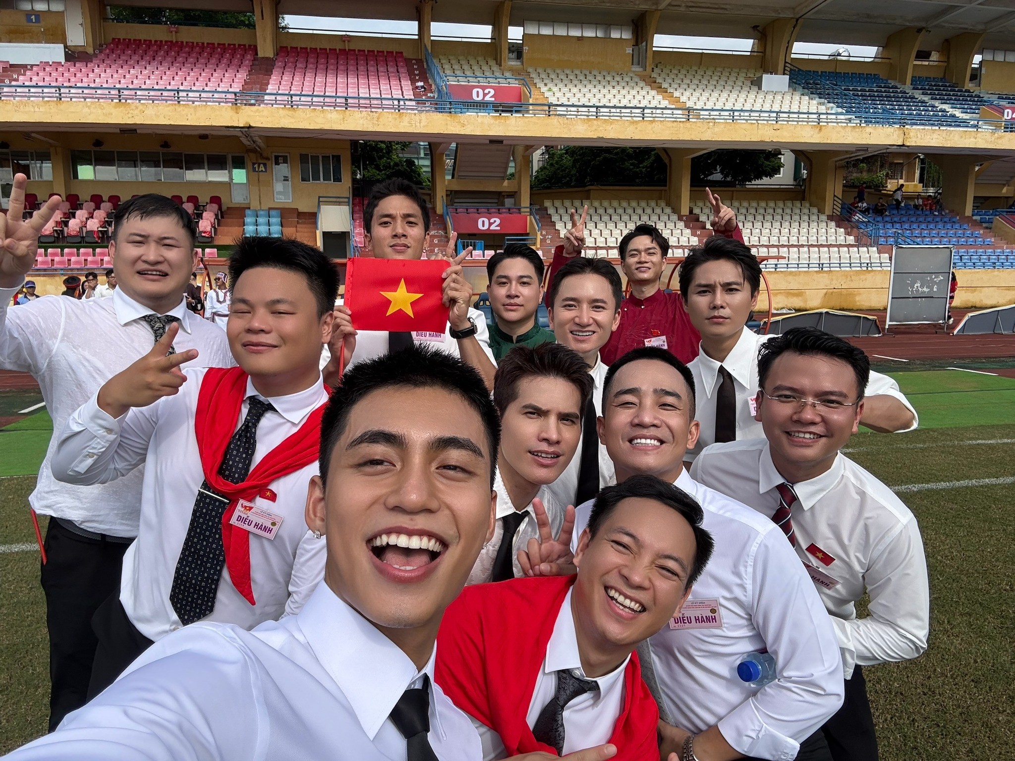 Các nghệ sĩ hội tụ tại Quảng trường Ba Đình, lan tỏa tinh thần yêu nước Các nghệ sĩ hội tụ tại Quảng trường Ba Đình, lan tỏa tinh thần yêu nước