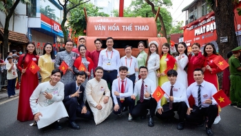 Các nghệ sĩ hội tụ tại Quảng trường Ba Đình, lan tỏa tinh thần yêu nước