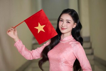 Hòa Minzy lên tiếng về vấn nạn 'so sánh' trên mạng xã hội trước thềm diễu binh