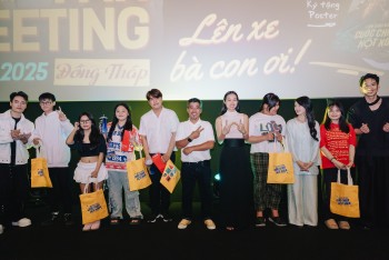 Khán giả miền Tây vỡ òa với buổi fan meeting 'Làm giàu với ma: Cuộc chiến hột xoàn'