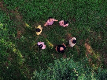 'Cách em 1 milimet': Nơi ký ức tuổi thơ ùa về