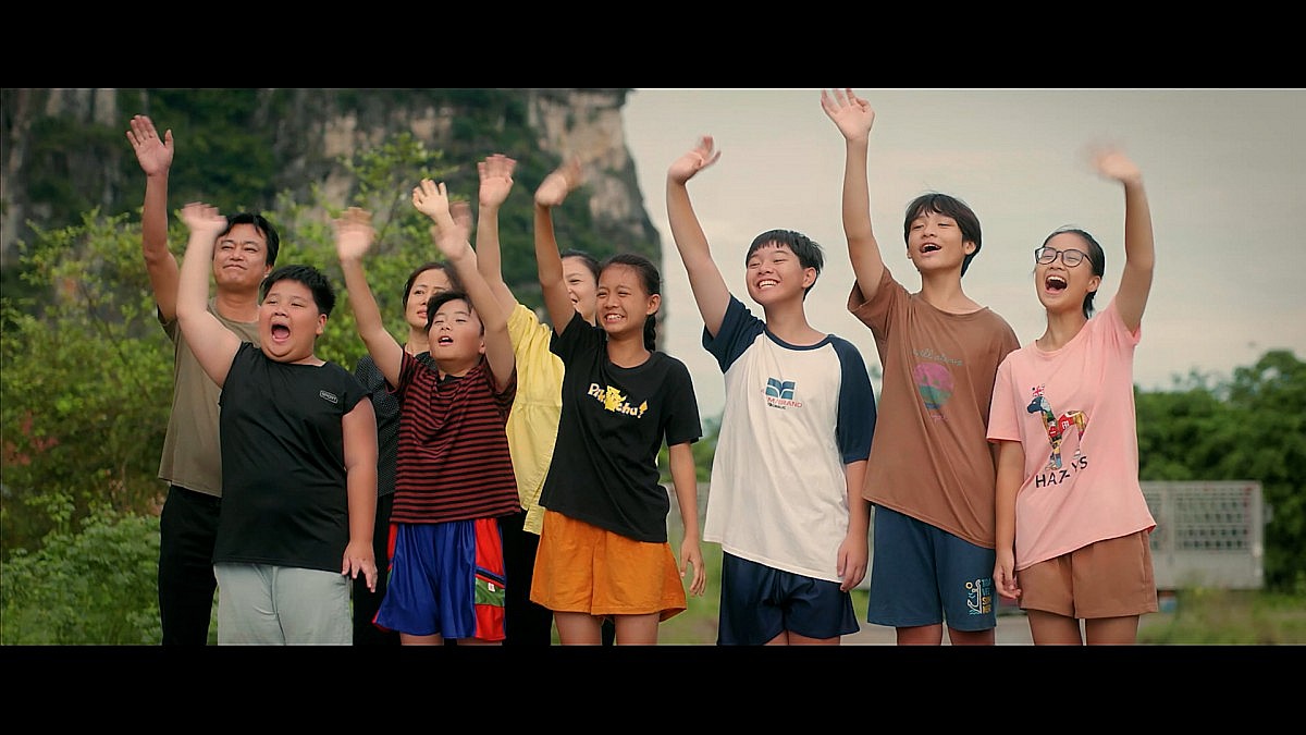 ‘Cách em 1 milimet’: Trở về kí ức tuổi thơ của nhiều thế hệ khán giả