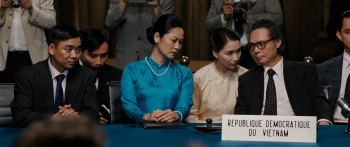 Đinh Thị Thúy Hà nén nỗi đau, kiên cường vì Tổ quốc trong 'Mưa đỏ' gây sốt màn ảnh