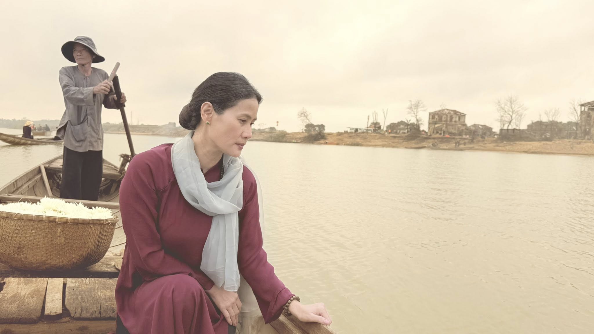 Thân Thúy Hà: Từ Á khôi đến người mẹ mạnh mẽ trong 'Mưa đỏ'