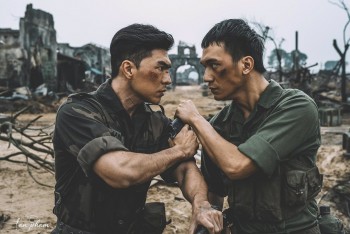 Màn 'đánh nhau' cực gắt và câu thoại gây xúc động trong 'Mưa đỏ'