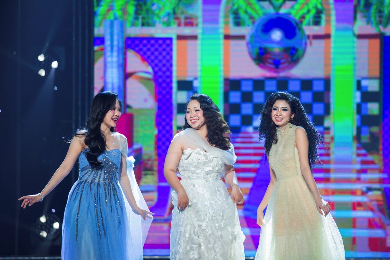 Ca sĩ Mỹ Oanh trở thành Quán quân 'Biến hóa bất ngờ 2025'