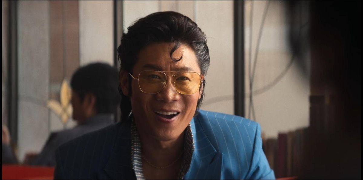 Sao nam phim 18 + 'Aema' phấn khích khi được vợ khen