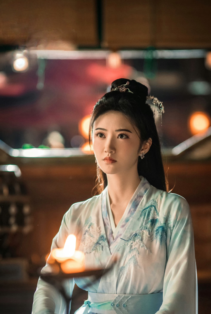 Cảnh Điềm lên tiếng về tin kết hôn với chồng cũ Triệu Lệ Dĩnh