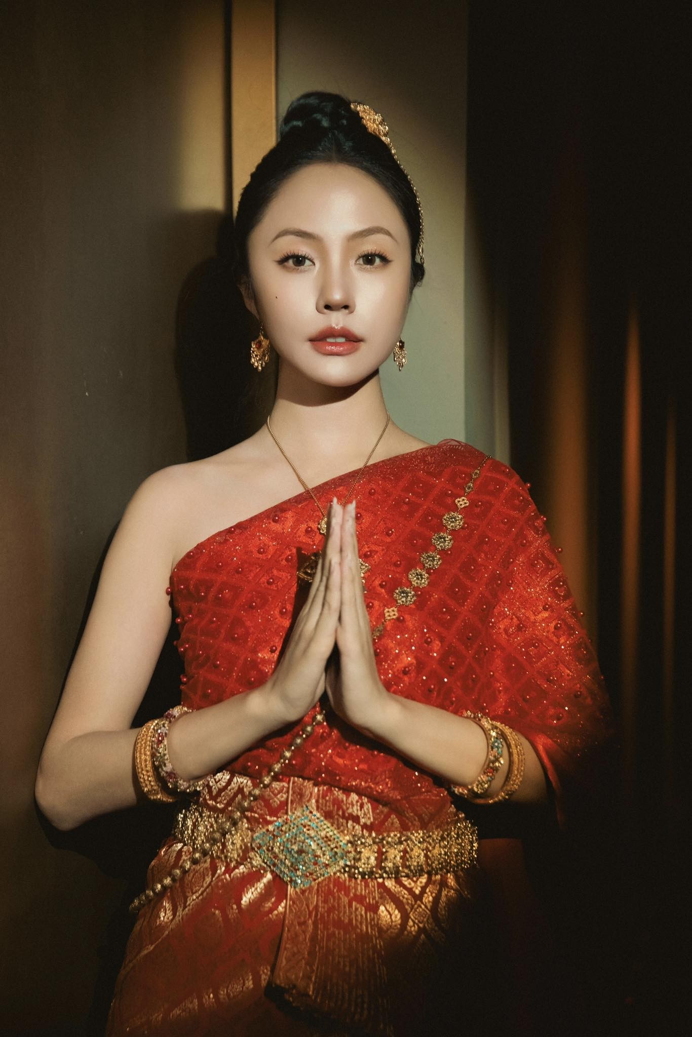 Nhan sắc thăng hạng, Rima Thanh Vy gây bão với những vai diễn càng 'ác' lại càng đẹp