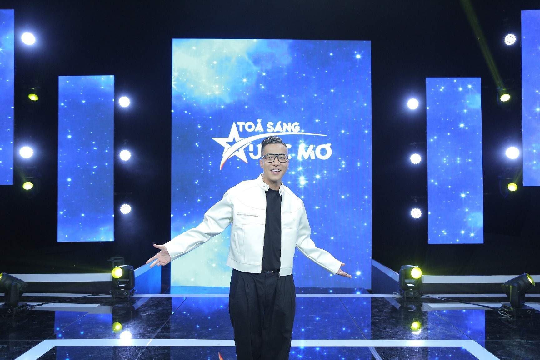 Nhạc sĩ Nguyễn Văn Chung và ca sĩ Hải Yến idol xác nhận ngồi ghế nóng 'Tỏa sáng ước mơ' mùa 4