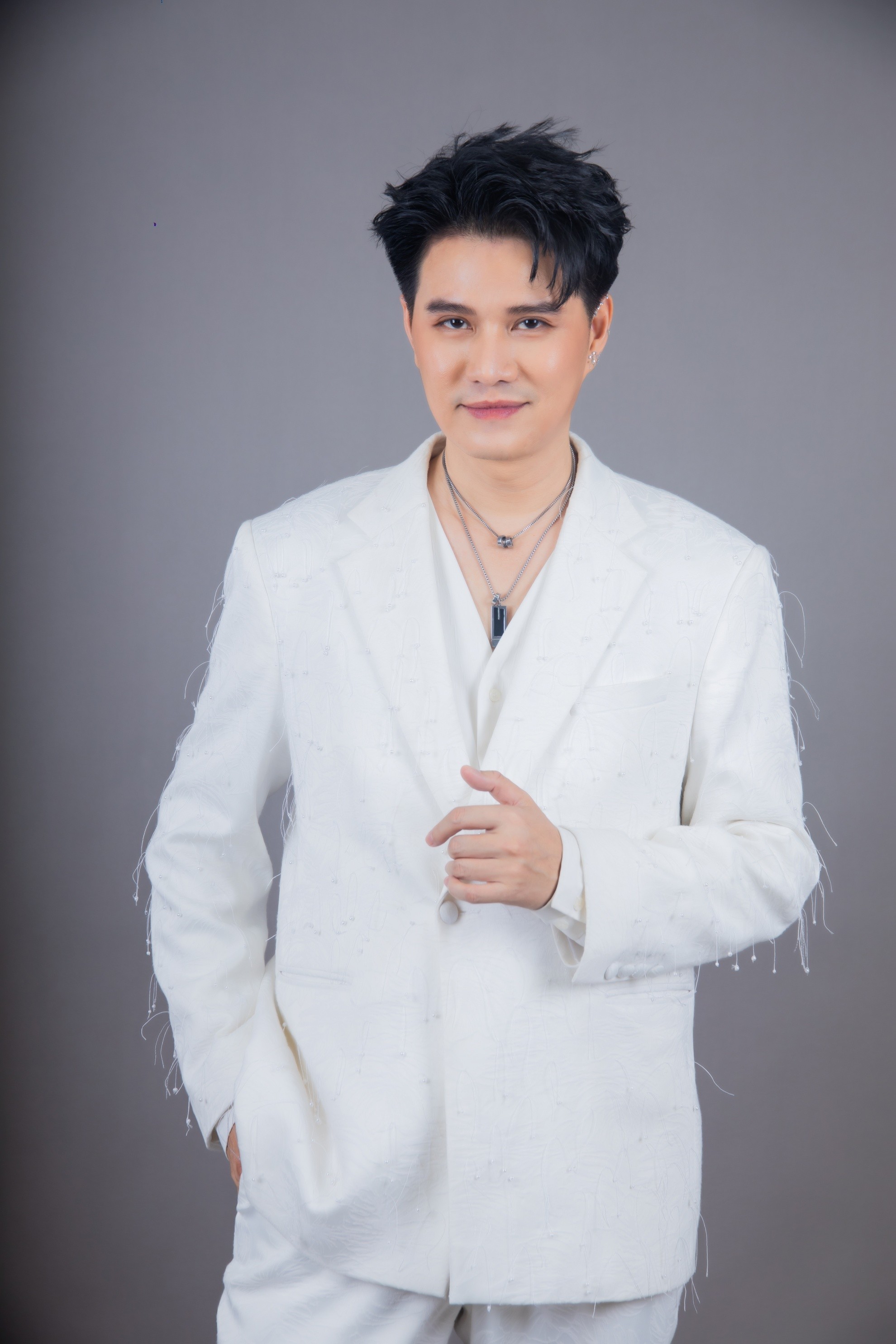 Đạo diễn Huỳnh Phúc Thanh Nhân đem đến sân khấu bùng nổ cho 'Thách thức giới hạn 2025'