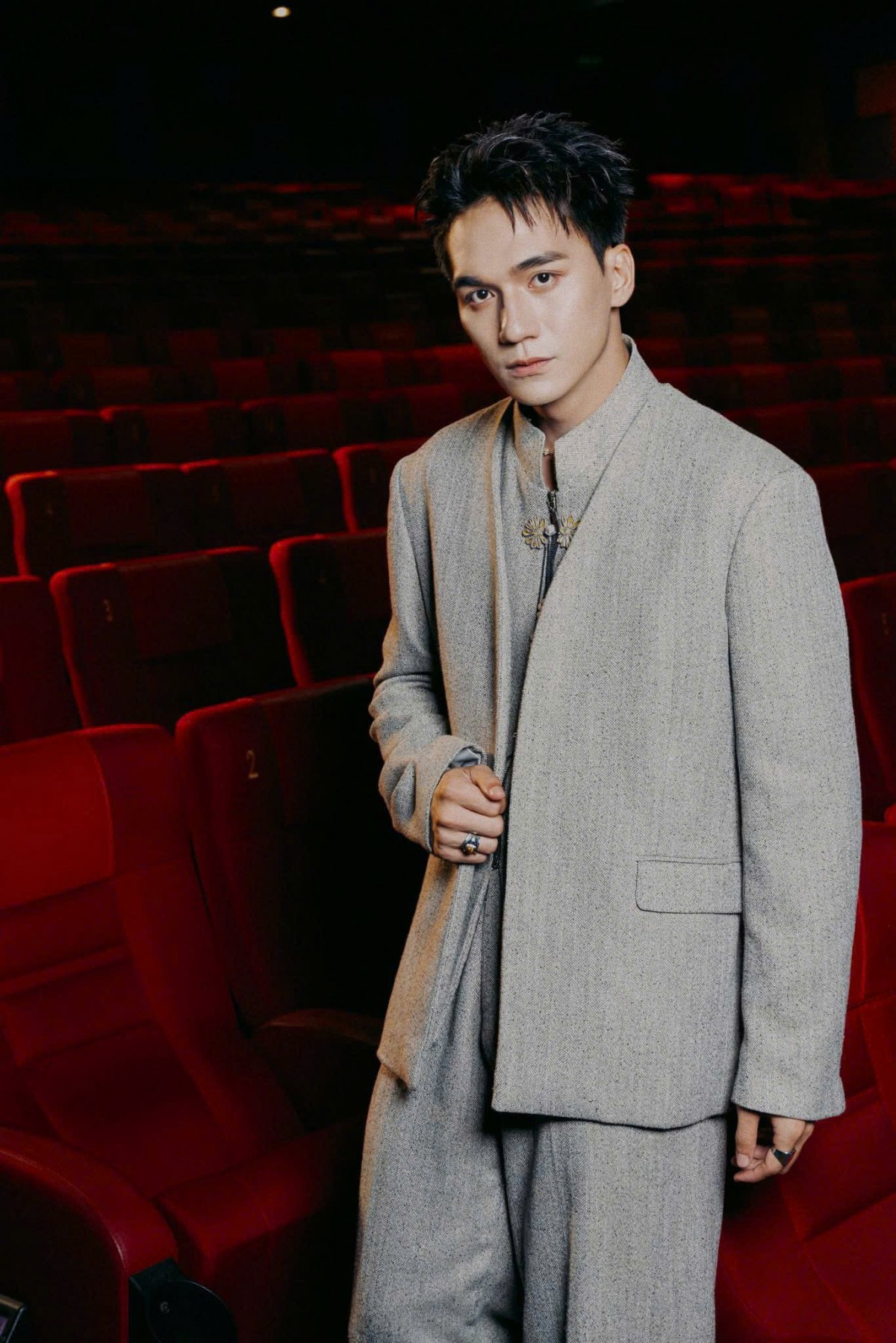 Đỗ Nhật Hoàng: Ngồi trà đá cả tháng để luyện 'giọng Hà Nội gốc' nhưng… vẫn thất bại