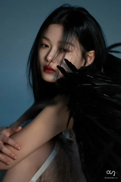 Phim mới của Kim Yoo Jung xin lỗi vì đạo nhái