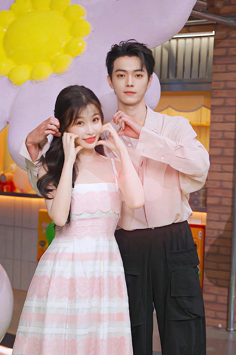 Hứa Khải, Ngu Thư Hân đứng trước nguy cơ 'đổ vỡ' sự nghiệp sau loạt ồn ào?