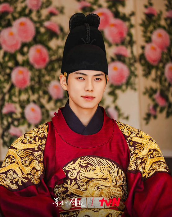 Lee Chae Min 'nổi như cồn' nhờ 'Bon Appetit, Your Majesty', được kỳ vọng trở thành 'Byun Woo Seok thứ hai'