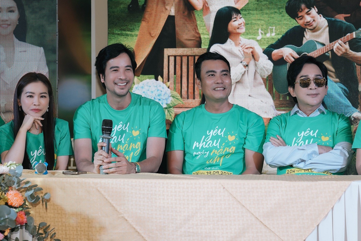 Con gái NSƯT Ngọc Huyền đóng vai nữ chính trong web-drama 'Yêu nhau ngày nắng ấm'