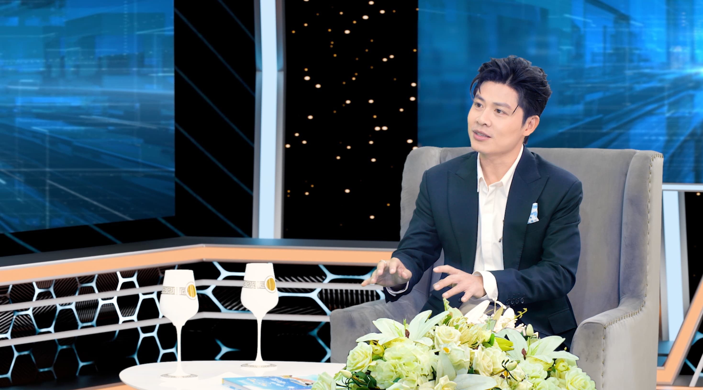 Nhạc sĩ Nguyễn Văn Chung tiết lộ bí mật phía sau thành công tác phẩm 'Viết tiếp câu chuyện hòa bình'