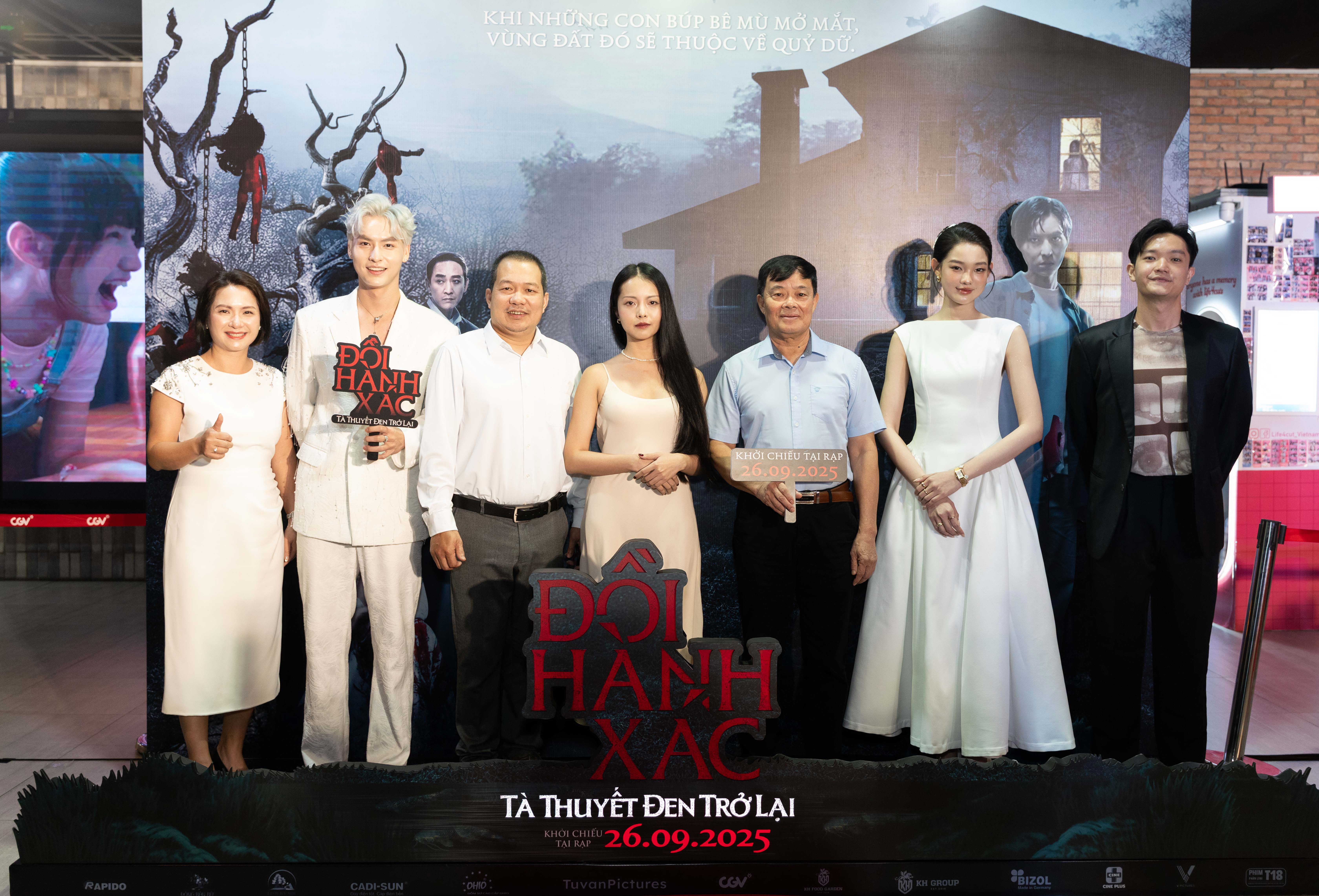 Đạo diễn Lương Đình Dũng: Thời điểm nào rạp Việt cũng có sự cạnh tranh