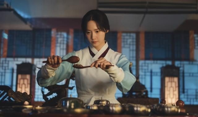 Phim của Yoona đạt rating cao ngất trong khi 'Twelve' kết thúc lặng lẽ