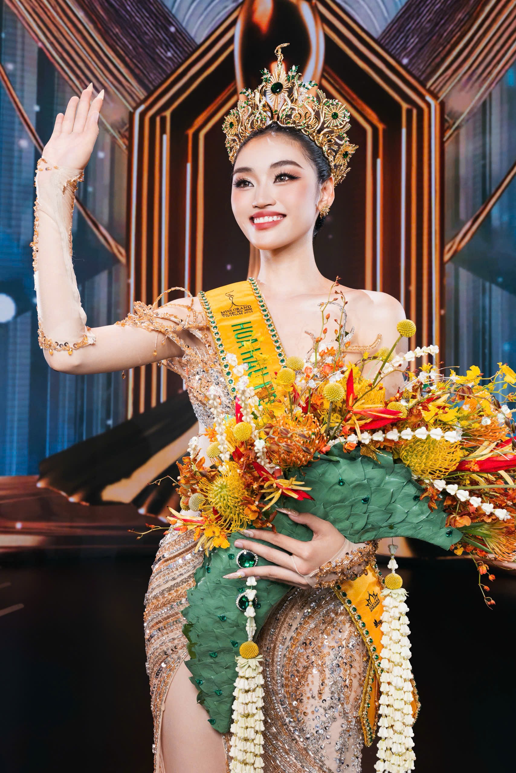 Nguyễn Thị Yến Nhi đăng quang 'Miss Grand Vietnam 2025'