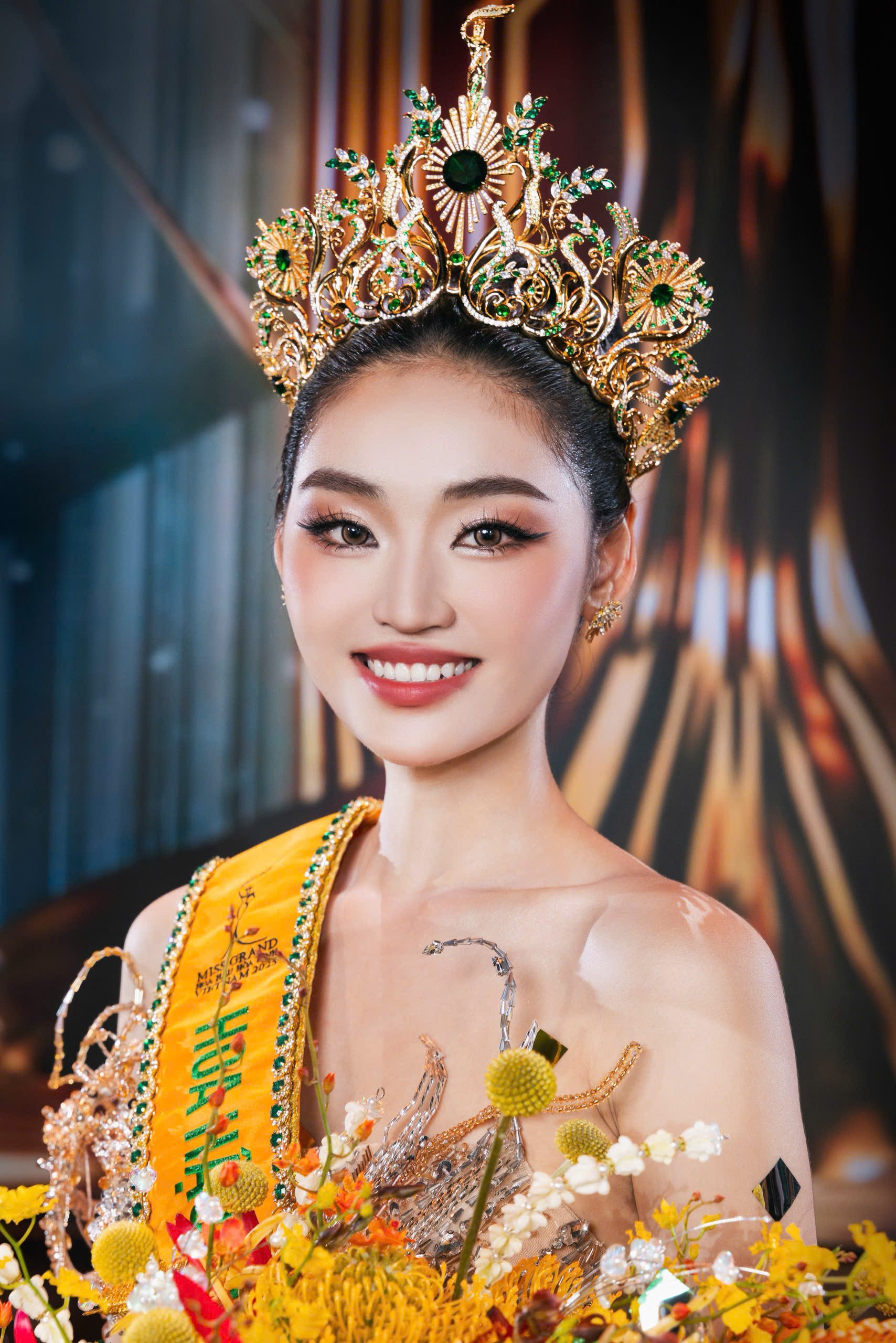 Nguyễn Thị Yến Nhi đăng quang 'Miss Grand Vietnam 2025'