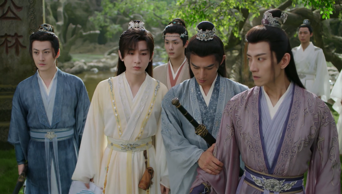 Top Gun: Maverick có sức hút thế nào mà cho Avengers