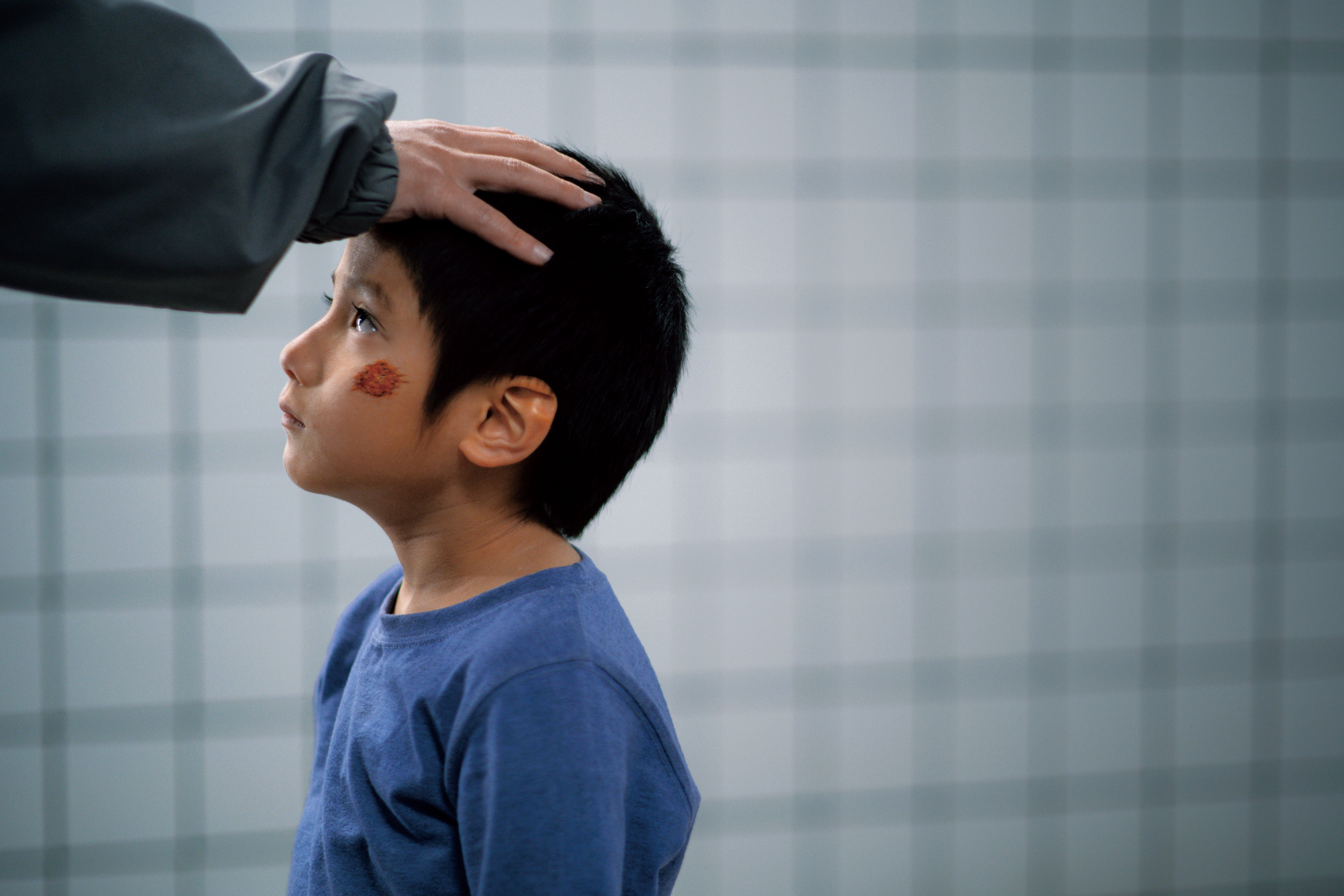 'Exit 8: Ga tàu vô tận': Trải nghiệm kinh dị độc lạ từ tựa game 'làm mưa làm gió' chuẩn bị đổ bộ rạp Việt