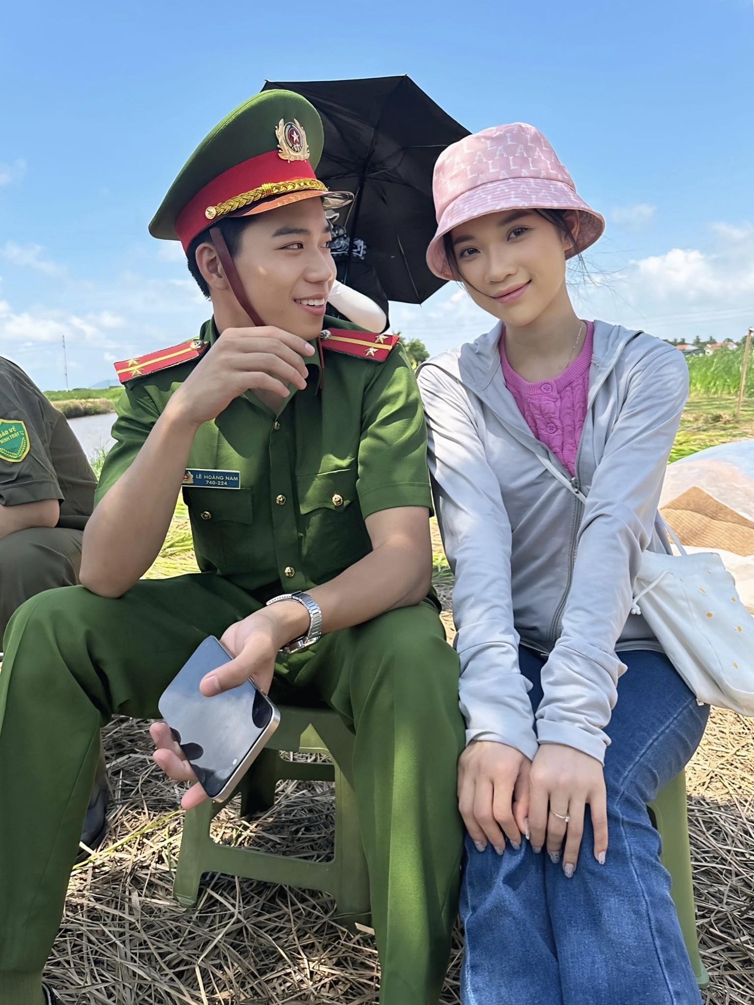 Trần Gia Huy - Hải Vy: Cặp đôi phụ hot trong 'Có anh nơi ấy bình yên' chiếm spotlight