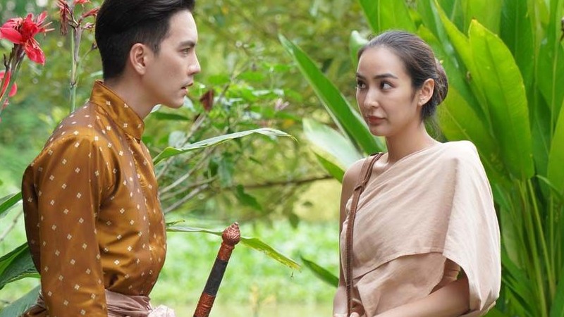 'Thần chú ánh trăng': Khán giả phát cuồng khi Chippy và New viết tiếp thiên tình sử Ayutthaya