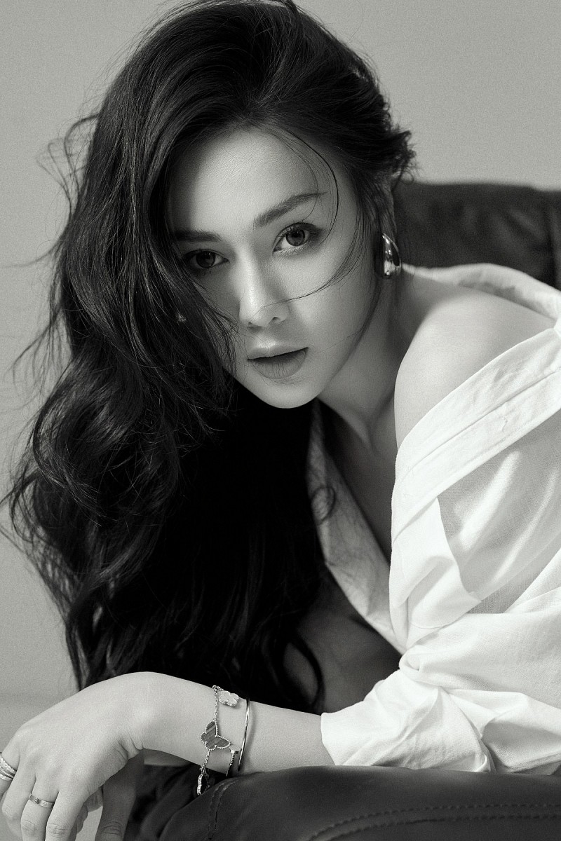 Phương Oanh: Đối diện với mọi thứ bằng lòng biết ơn