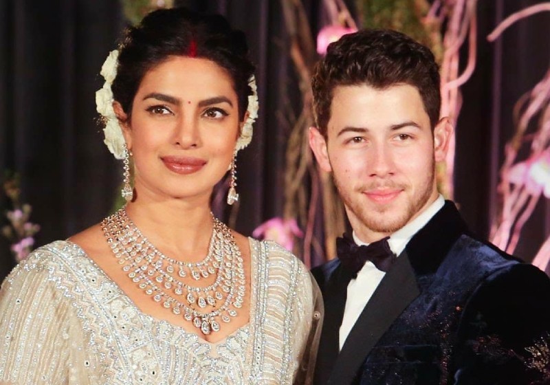 Các nàng dâu hào môn Ấn Độ trong đời thực giống phim ảnh như thế nào?