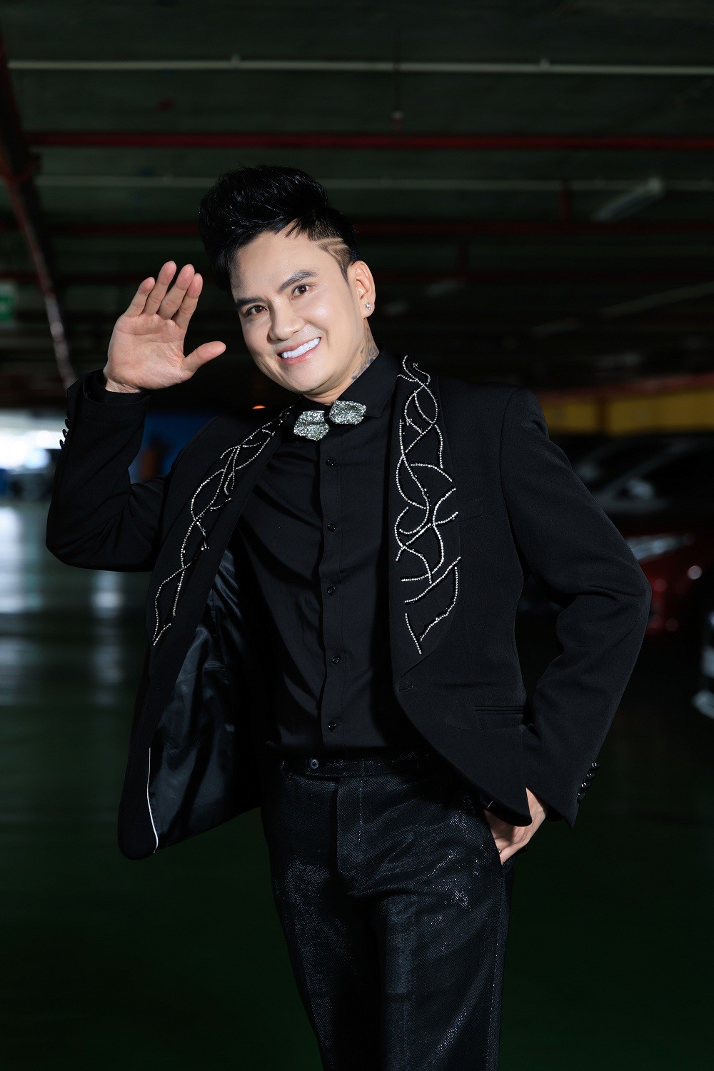 Chính thức ra mắt MV 'Anh em trước sau như một', nhóm Ngũ Hổ Tướng có các bà xã là hậu phương vững chắc