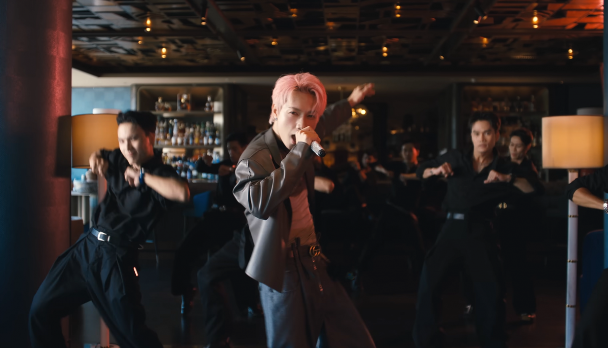 Một ‘Anh Trai’ dính nghi vấn đạo nhái Jung Kook (BTS)