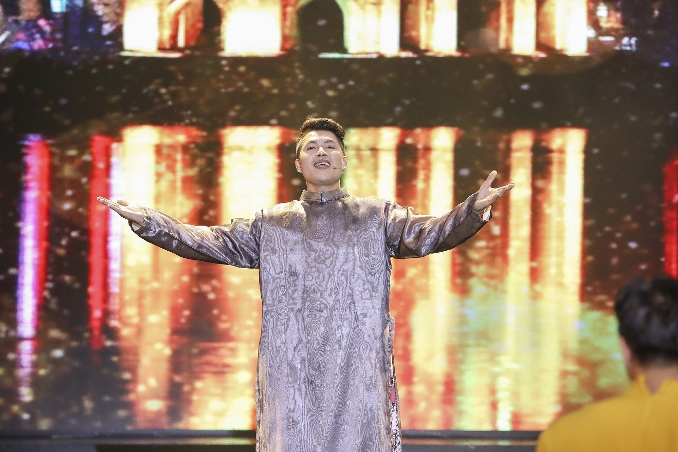 'Tình Bolero 2025': Giám khảo Vũ Thành Vinh đánh giá cao sự sáng tạo của MC Quốc Trí