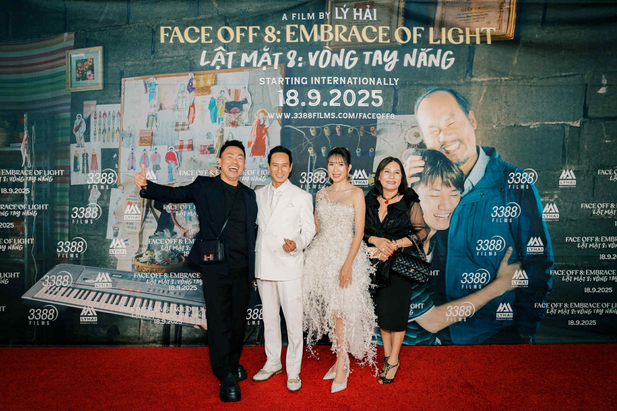 Lý Hải - Minh Hà khiến khán giả quốc tế 'khóc đỏ mắt' khi xem 'Lật mặt 8' ở Mỹ