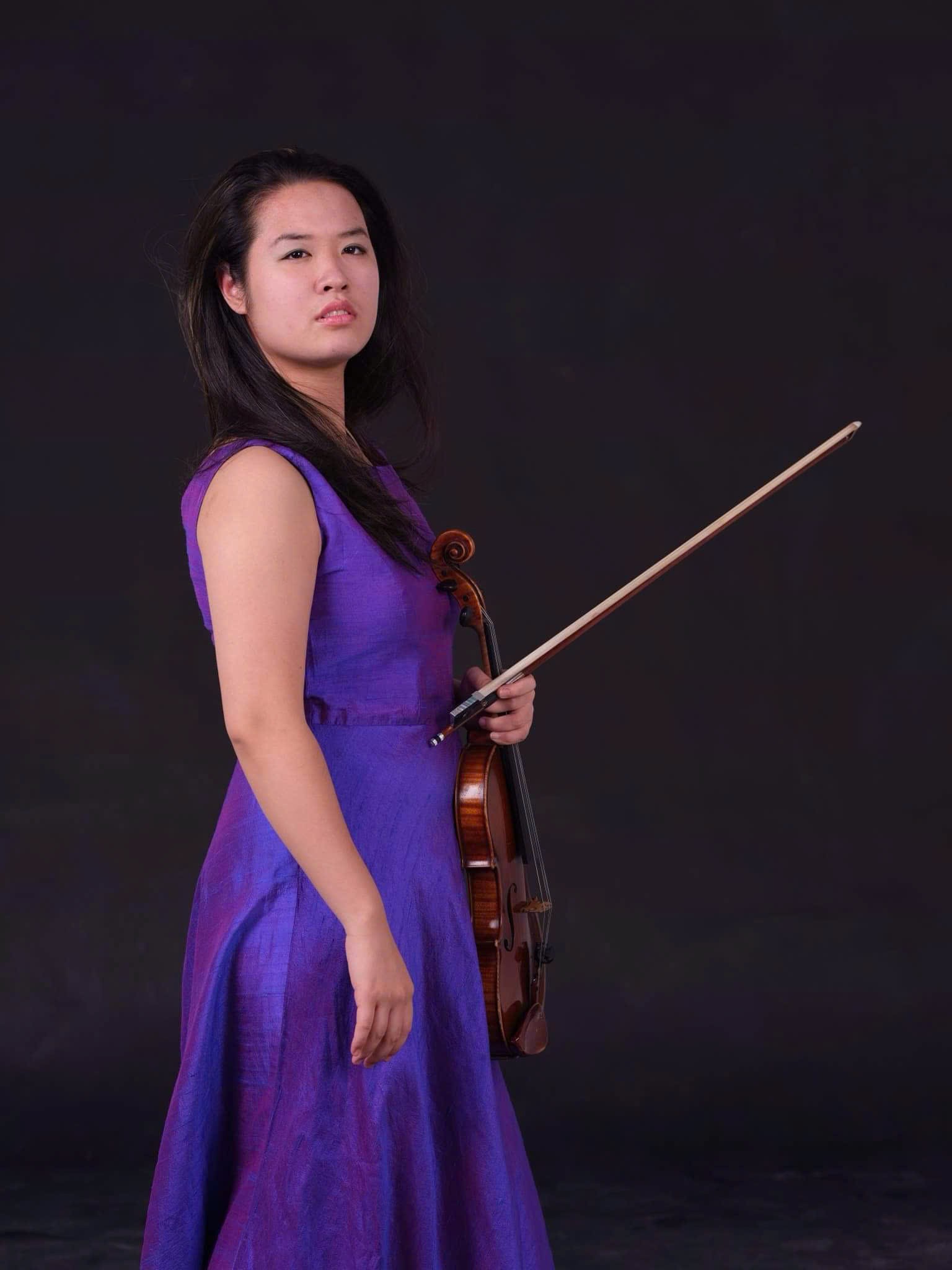 Nhạc trưởng Lê Ha My chỉ huy đêm nhạc 'Tchaikovsky & Grieg'