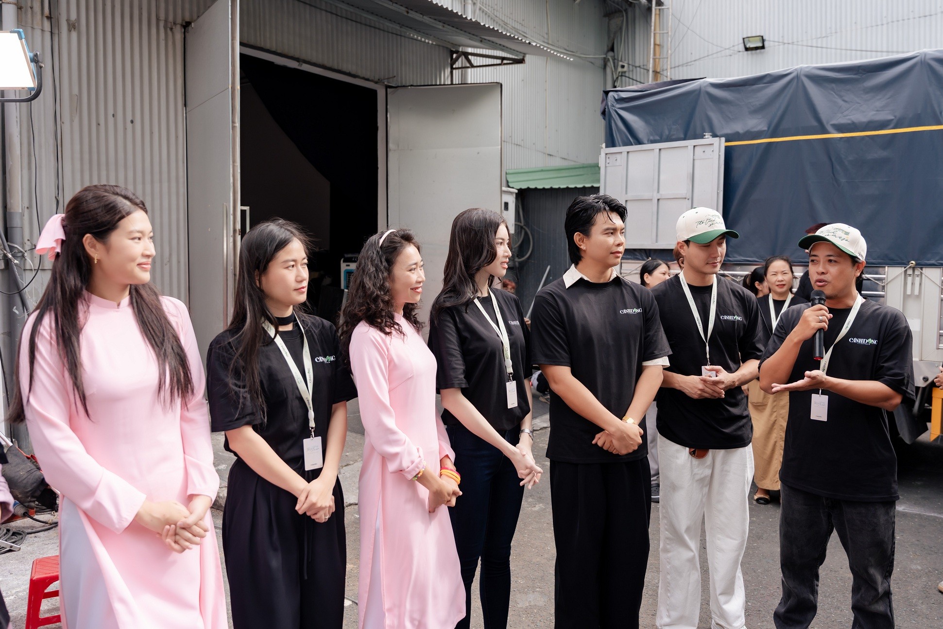 Đạo diễn Lê Thiện Viễn trở lại sau 5 năm với dự án điện ảnh 'Thơ tình gởi ma sơ'