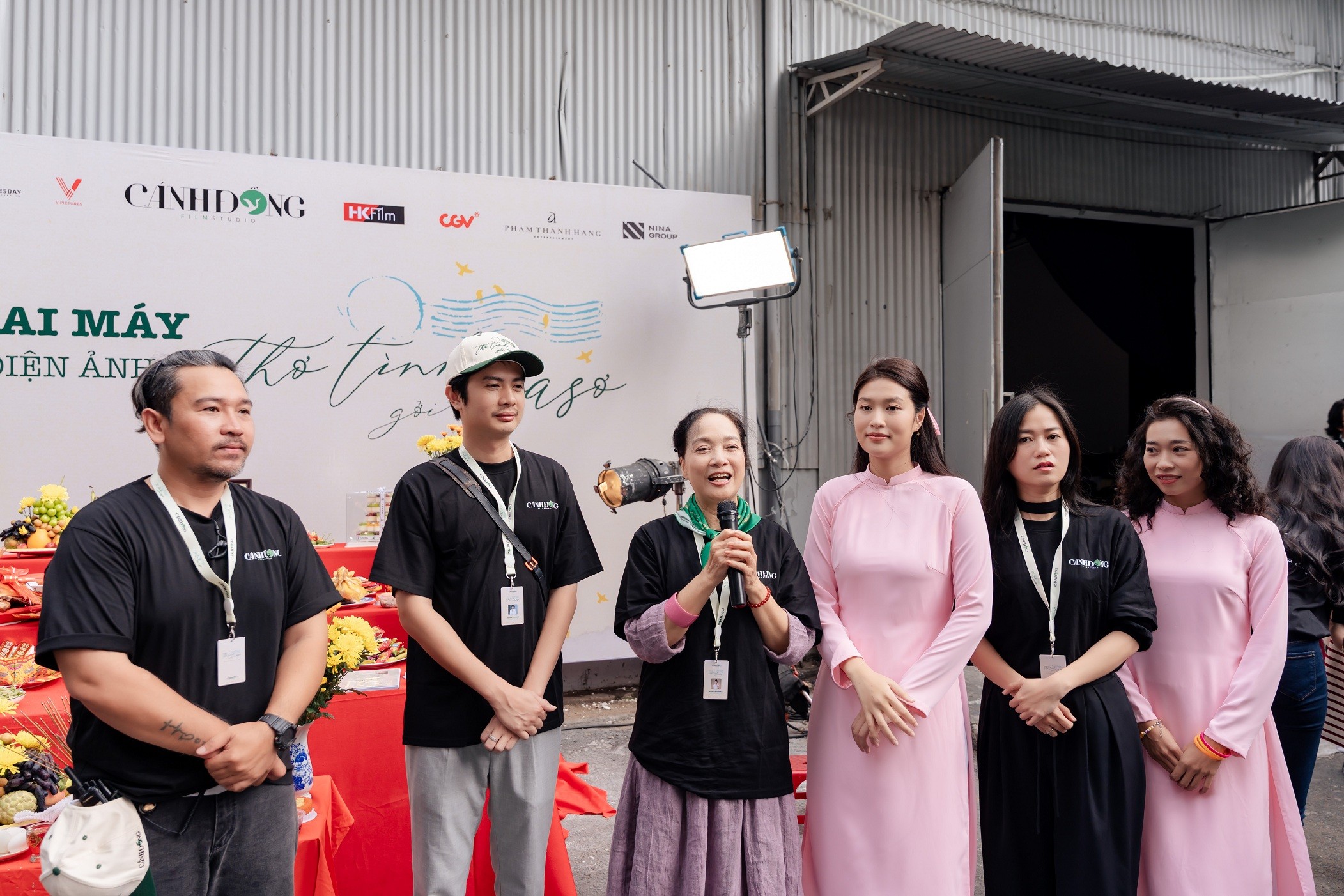 Đạo diễn Lê Thiện Viễn trở lại sau 5 năm với dự án điện ảnh 'Thơ tình gởi ma sơ'