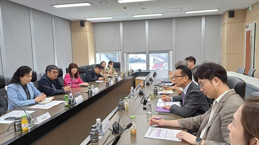 VFDA quảng bá bức tranh màu sắc của điện ảnh Việt tại LHP Quốc tế Busan